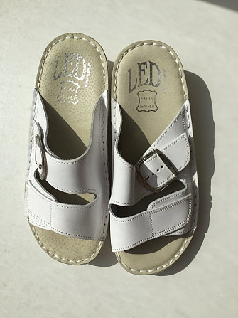 Шлепки тапки новые ledi сербия 36 35 размер белые кожа ортопедия женские медицинские кожаные ортопед Москва - изображение 1