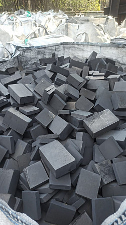 Куплю отходы/лом графитовых щеток от электродвигателей Новосибирск - изображение 1