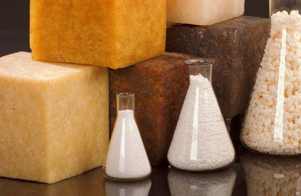 химические вещества в лаборатории. химическая промышленность. химическая продукция. каучук скмс-30 аркм-15. сырье для химической промышленности.