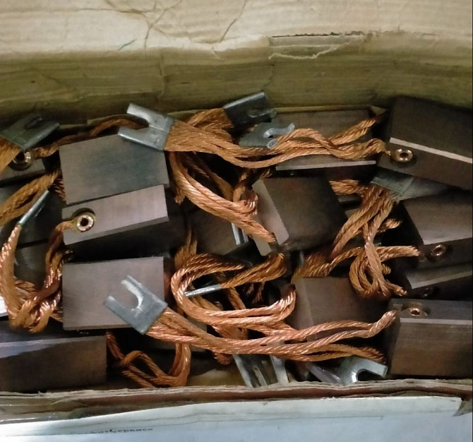 Покупаем щетки металлографитные марок Новосибирск - изображение 1