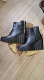Продам женские ботинки Симферополь