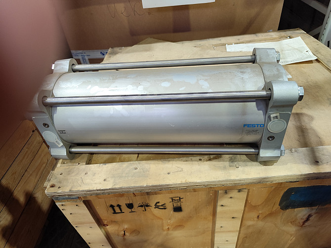 Пневмоцилиндр 40М2L 160F 0240 RP DIN/ISO 6431 VDMA 24 562 (Festo Тула - изображение 1