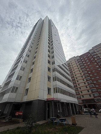 2-комнатная квартира, 62 м², 15/24 эт Красноярск - изображение 1