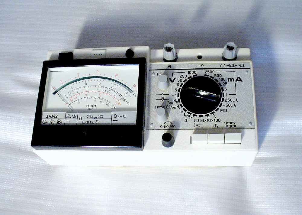 Прибор комбинированный. Прибор тестер ц4342. Прибор комбинированный ц4342. Советский мультиметр ц4342. Прибор многофункциональный комбинированный ц4342-м1.